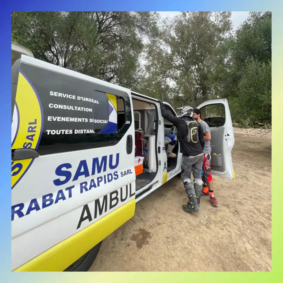 Ambulance SAMU Rabat Rapids en transfert inter-villes